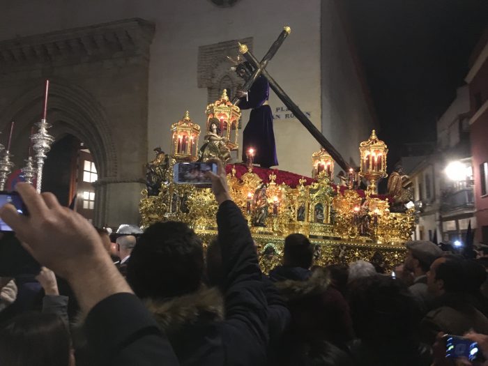スペイン　聖週間　セマナ・サンタ　セビージャ　セビリア　お祭り　キリスト　マリア